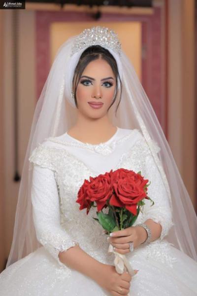 تاجك هو رمز جمالك مع ديفا أتيليه وميك أب أستوديو
