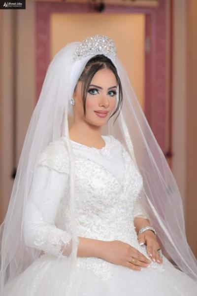 تاجك هو رمز جمالك مع ديفا أتيليه وميك أب أستوديو