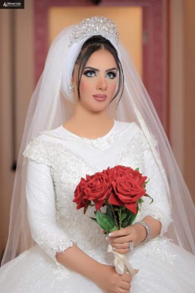 تاجك هو رمز جمالك مع ديفا أتيليه وميك أب أستوديو