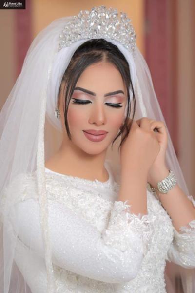 تاجك هو رمز جمالك مع ديفا أتيليه وميك أب أستوديو