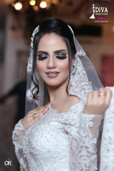 خليكي مميزة بفورمة شعر ولا أحلى من ديفا أتيليه وميك أب أستوديو 🌹🎊