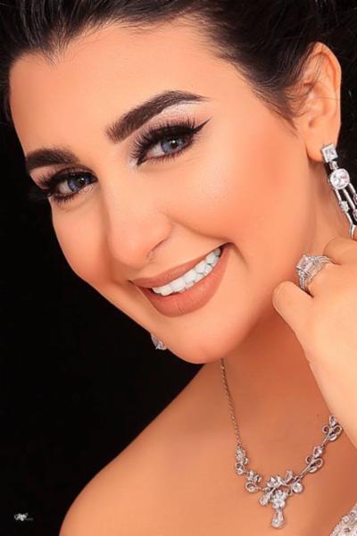 الفنانة جيهان خليل ... في ديفا أتيليه وميك أب أستوديو