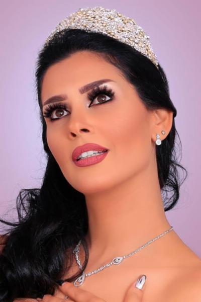 الفنانة ساندي علي ... في ديفا أتيليه وميك أب أستوديو