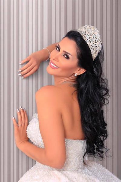 الفنانة ساندي علي ... في ديفا أتيليه وميك أب أستوديو