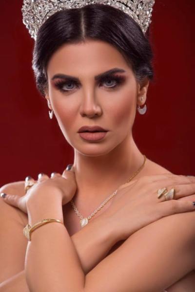 الفنانة تاتيانا ... في ديفا أتيليه وميك أب أستوديو 
