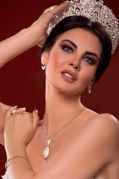 الفنانة تاتيانا ... في ديفا أتيليه وميك أب أستوديو 