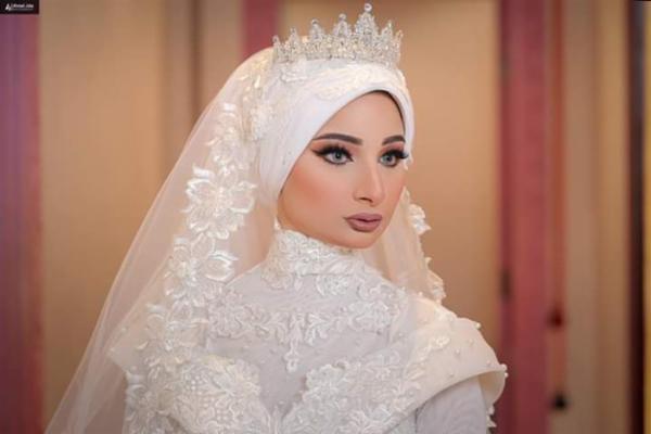 للبساطة عنوان مع ديفا أتيليه وميك أب أستوديو
