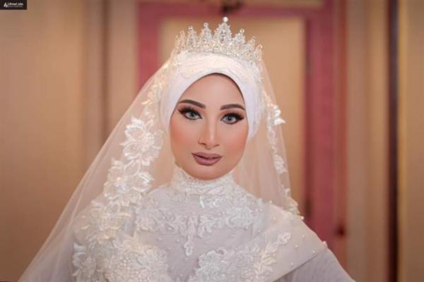 للبساطة عنوان مع ديفا أتيليه وميك أب أستوديو